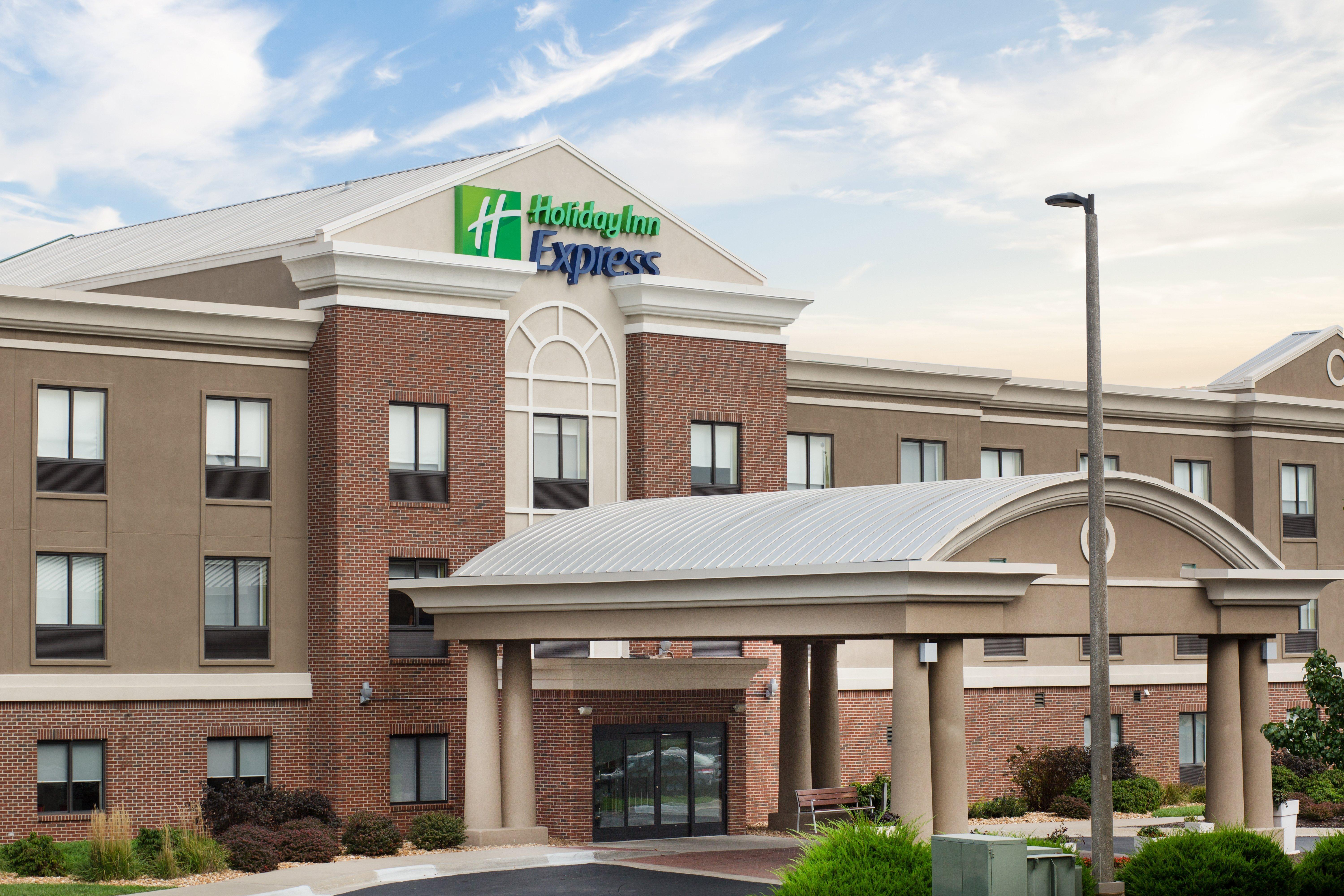 Holiday Inn Express Kansas City - At The Legends! By Ihg Bonner Springs Zewnętrze zdjęcie